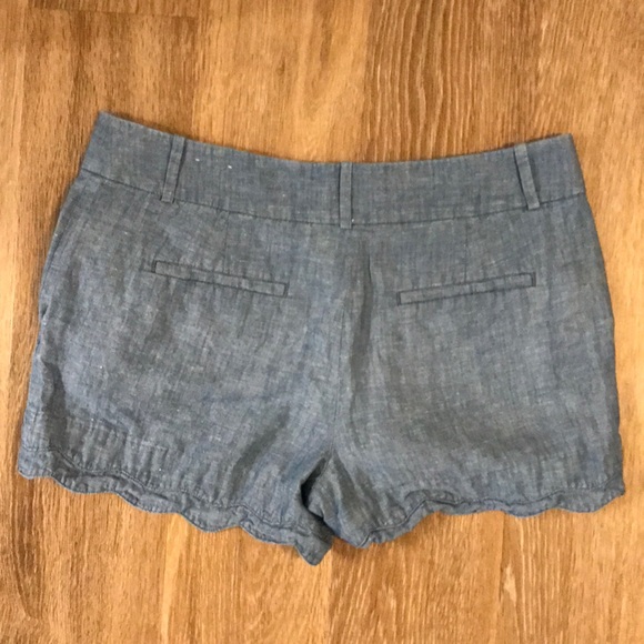 LOFT chambray linen scalloped shorts- size 6 - Picture 2 of 5
